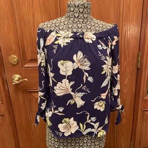 Beautiful, New Off Shoulder Flower Print Blouse!
